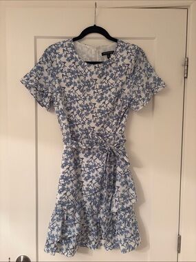 Banana Republic Blue & White Floral Tie-Waist Mini Dress